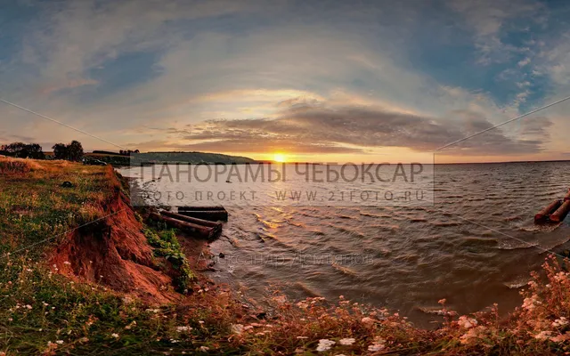 Фото Волжская бухточка на закате летом