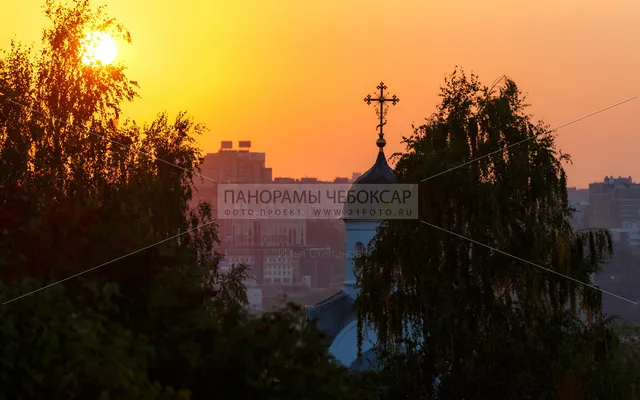 Центр города на закате