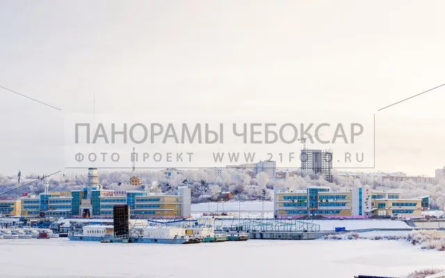 71 Мегапиксел Замерзший Речной порт