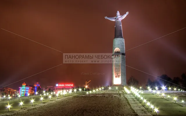 Монумент Матери-Покровительнице — Илья Степанов — Чебоксары