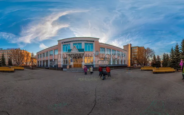 Площадка перед МГОУ