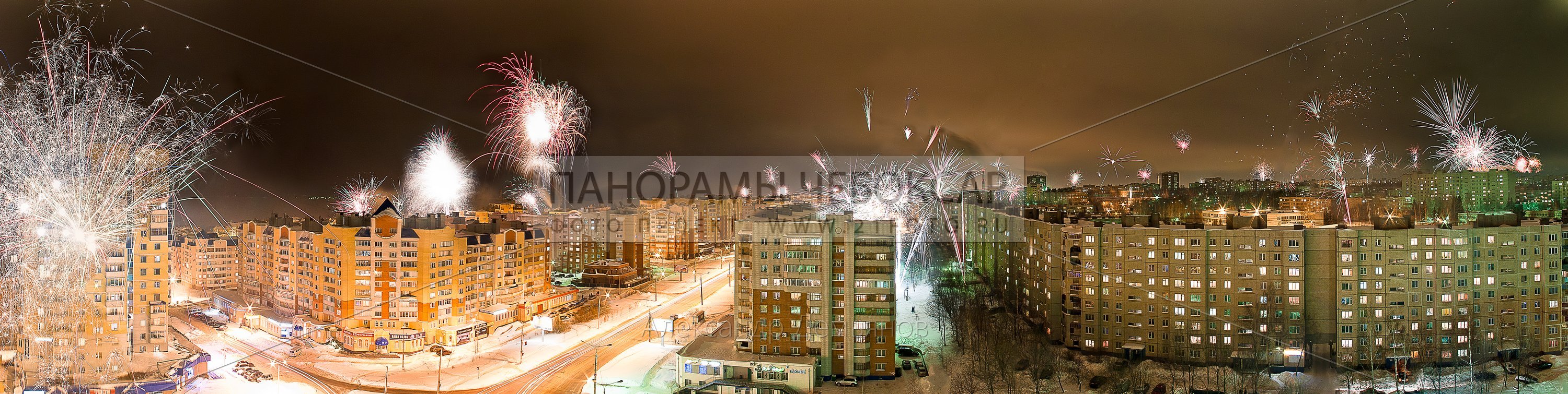 Фото-панорама новогодних фейерверков в Чебоксарах